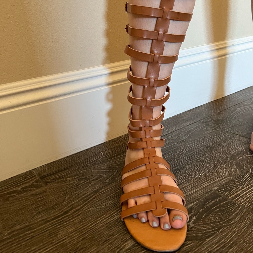 Size 10 Madden girl sandal